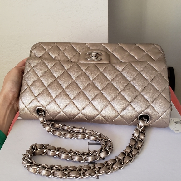 Chanel classic dark gold medium bag - Picture 11 of 16